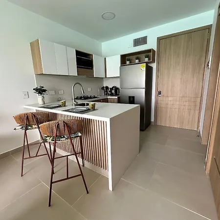 Oasis Privado En Baia Kristal Cartagena