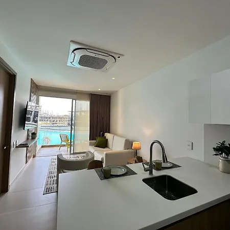 Oasis Privado En Baia Kristal Apartment